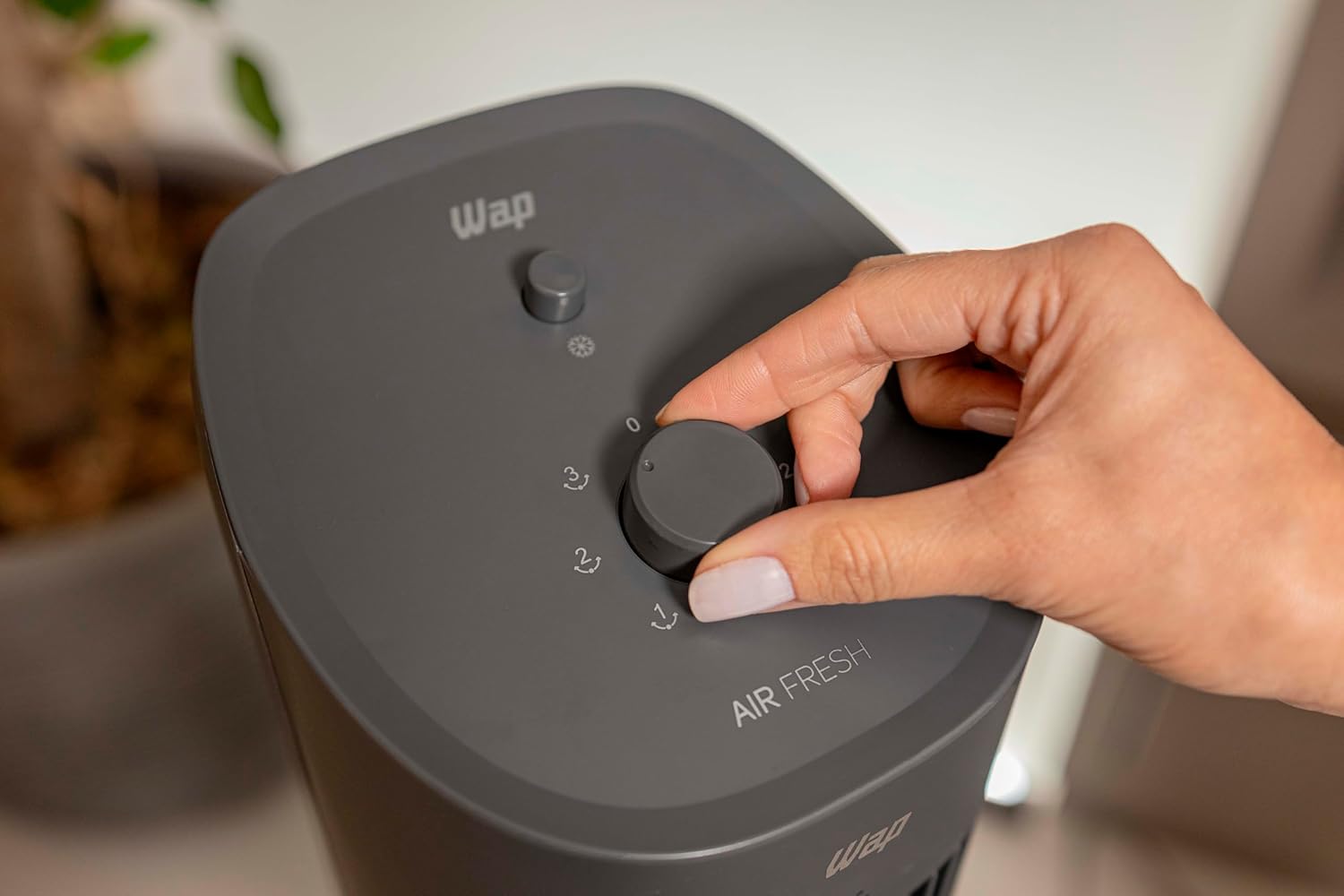 WAP Climatizador de Ar AIR FRESH 4 em 1, com Reservatório para Essência e 3 Níveis de Velocidades, Baixo Ruído, 90W