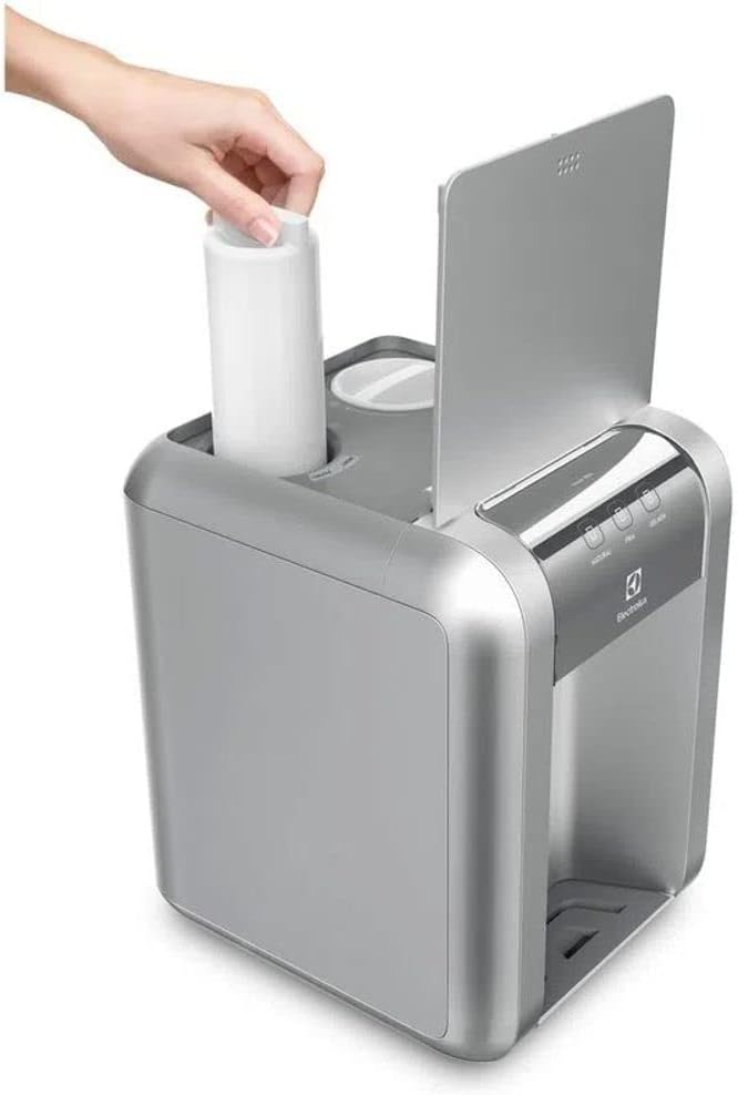 Purificador de Água Gelada Fria e Natural Elétrico Compacto Eletronico placa Electrolux cinza prata com Painel Touch Bivolt PE11X