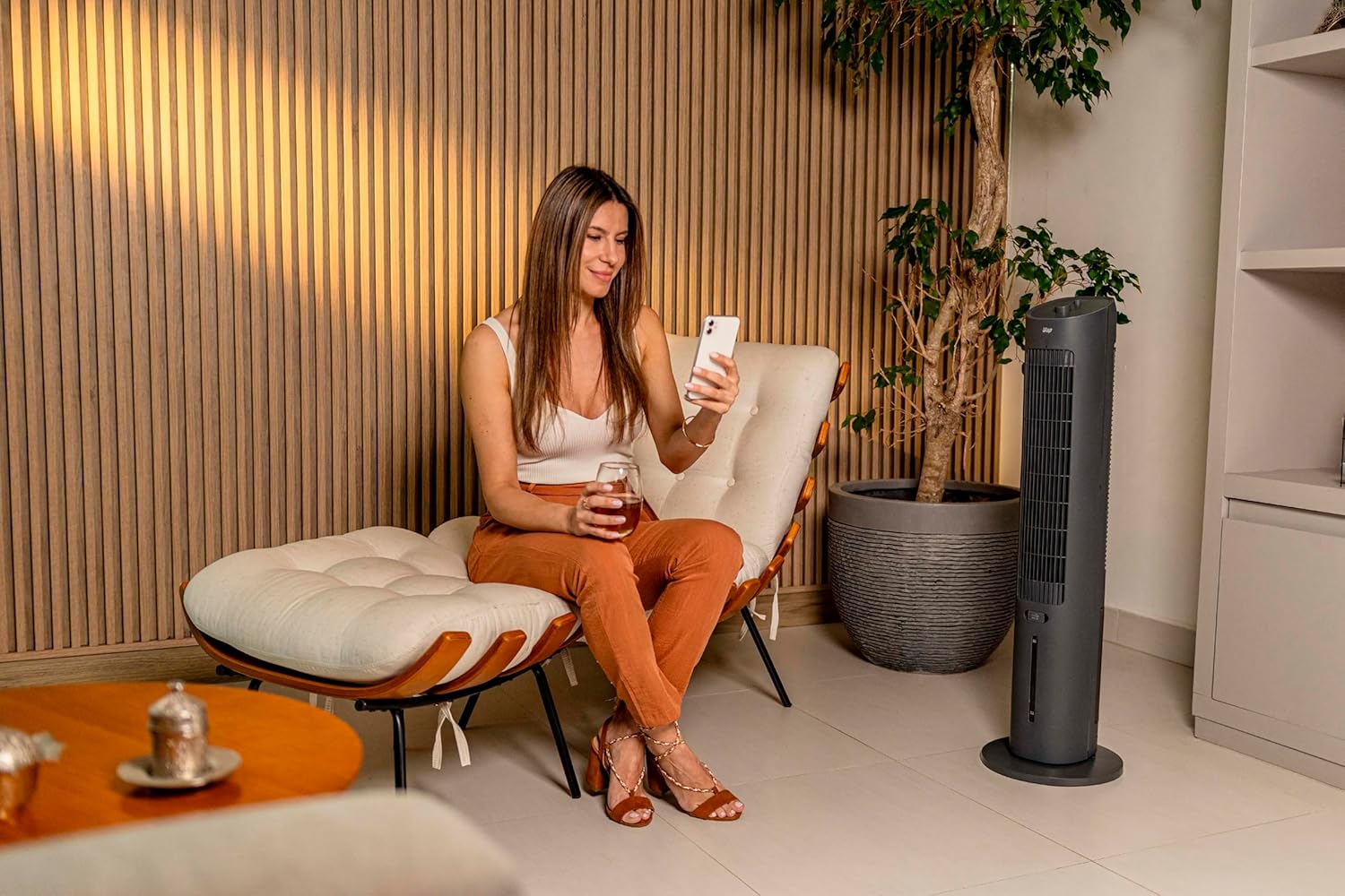 WAP Climatizador de Ar AIR FRESH 4 em 1, com Reservatório para Essência e 3 Níveis de Velocidades, Baixo Ruído, 90W